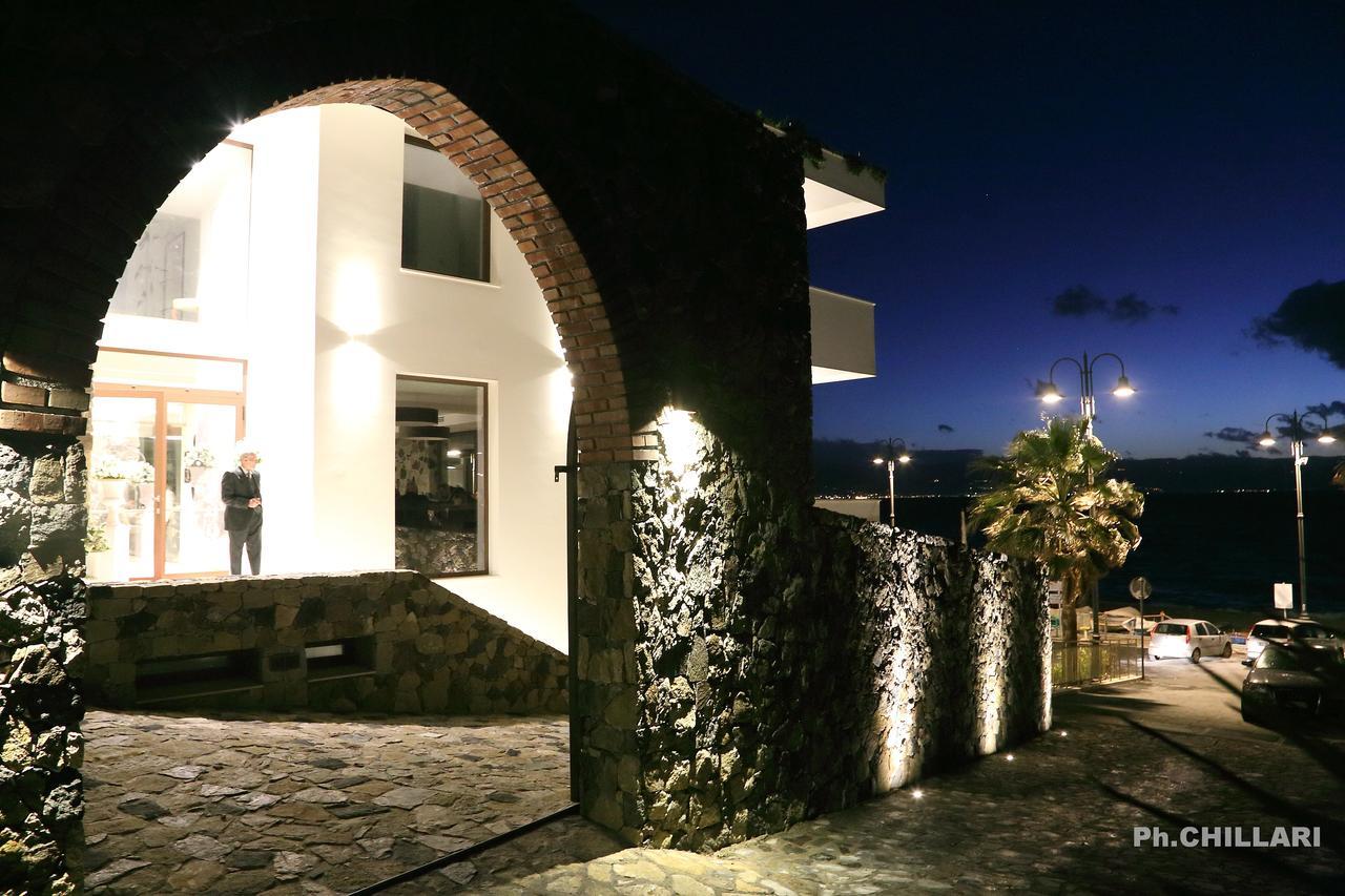 Ngonia Bay Boutique Hotel Milazzo Extérieur photo